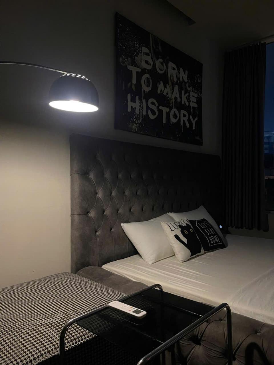 The Vibe Room - Ty'S Living Space Ho Chi Minh City Bagian luar foto